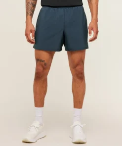 Arrival Contrast Shorts