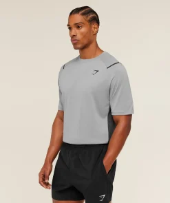 Arrival Contrast T-Shirt
