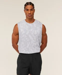 Distance Seamless Tank