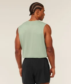 Distance Seamless Tank