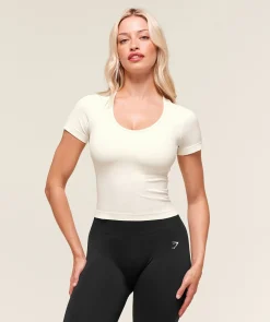 Everyday Seamless Tight Fit Crew Neck Tee