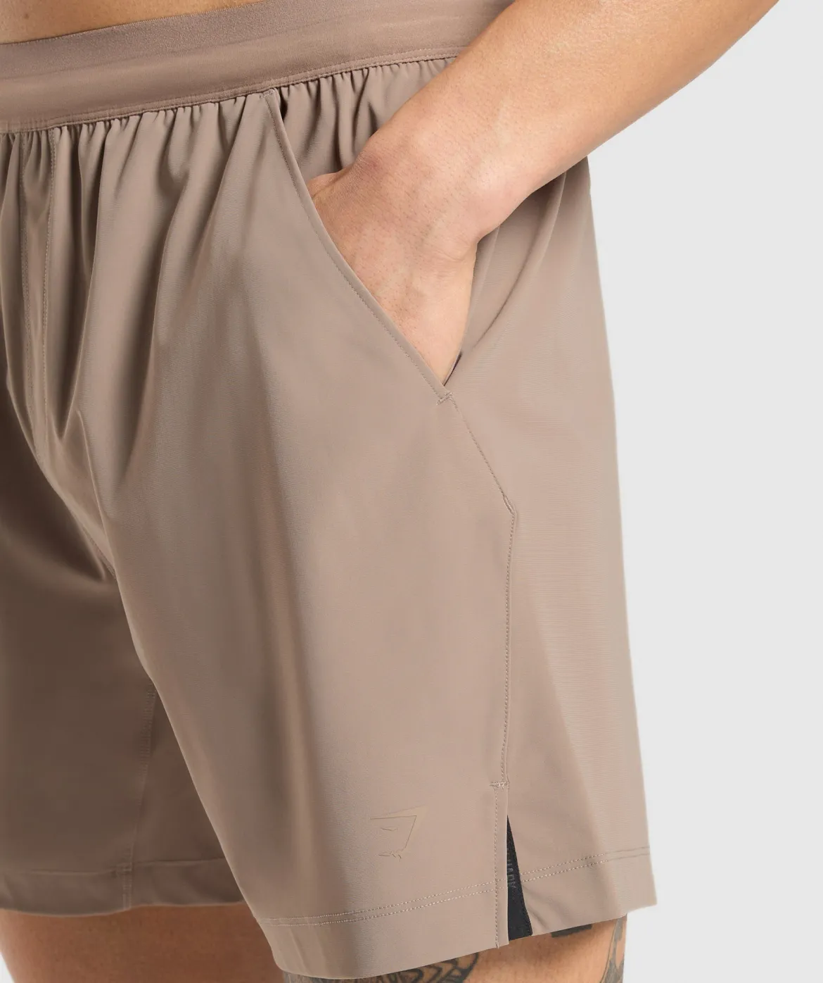 Hybrid 6" Shorts