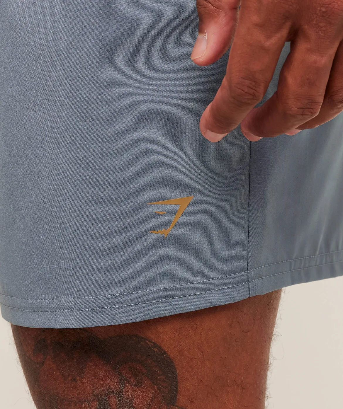Hybrid Graphic 7" Shorts