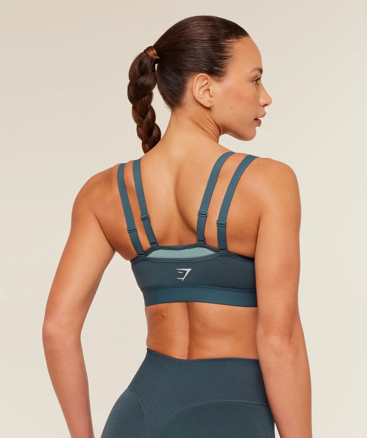 Interval Seamless Medium Support Sports Bra