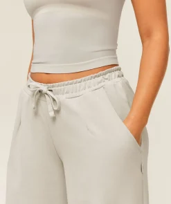 Lightweight Wide Leg Pant Short