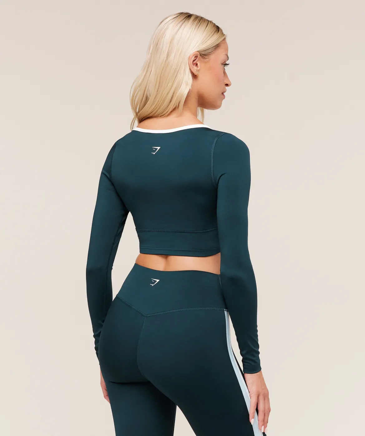 Piping Long Sleeve Crop Top