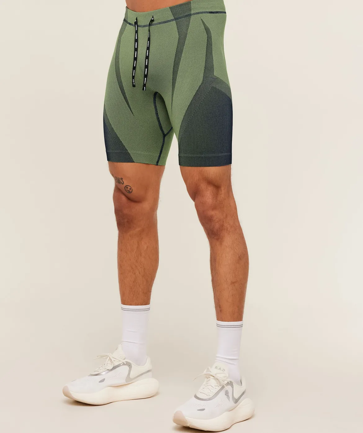 Seamless Running Half Tight