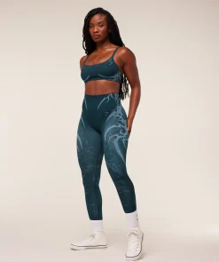 Storm Seamless Sports Bra